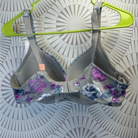 Cacique Women’s Boost Plunge NWT‎ Bra Size 38C Gray with Floral Print Padded Cup - Picture 6 of 7